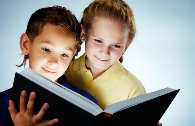 Simple Ways to Encourage Your Preschooler to Love Reading